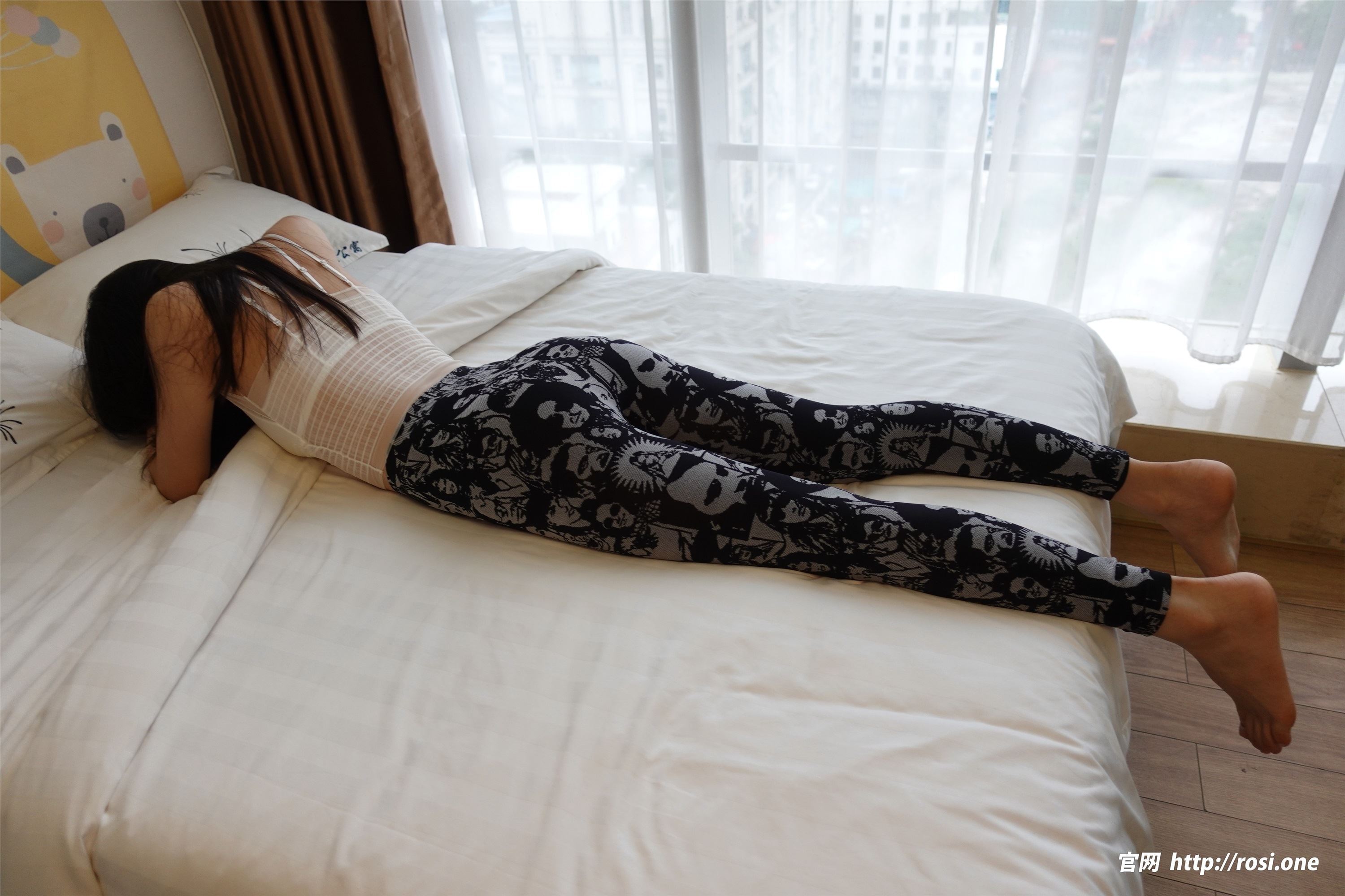 ROSI写真 2022.12.22 NO.4035